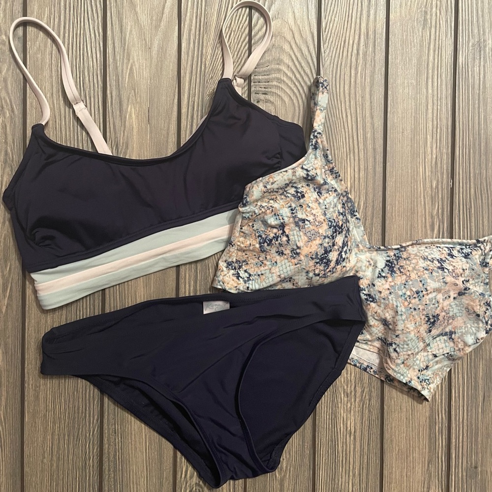 3piece bundle!!! Womens Kona Sol Two-Piece Swimsuit, Small-2 Tops!!!